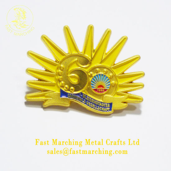 Factory Price Custom Lapel Flower Pin Badge with Adhesive