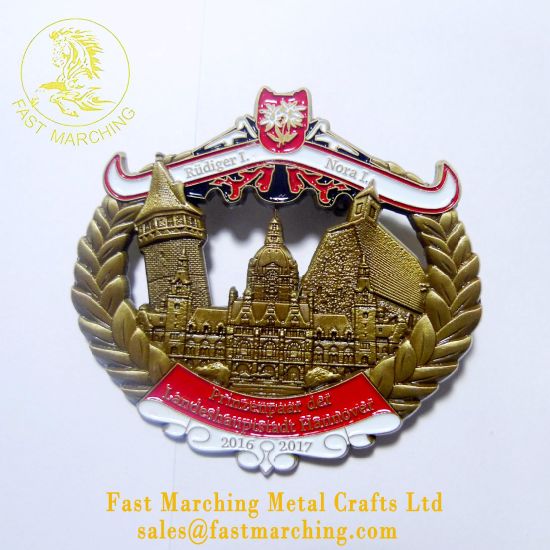 Customized Lapel Pin Emblem Magnet Metal Logo 3D Maker Badge
