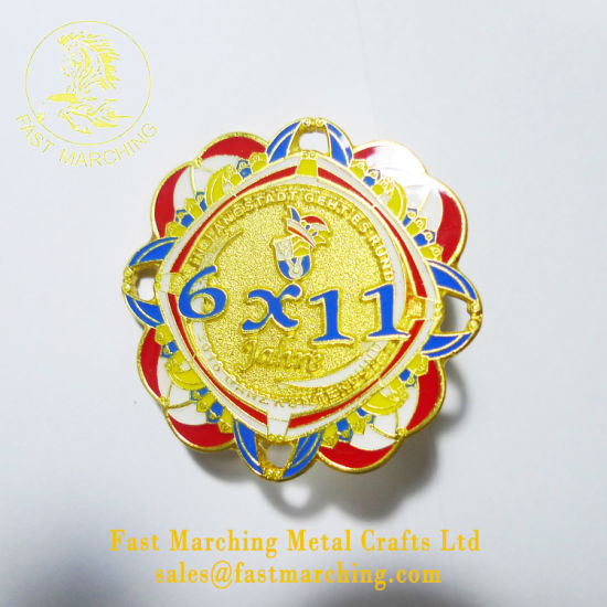 Custom Good Quality Printed Clothing Badge Clip Christmas Lapel Pin
